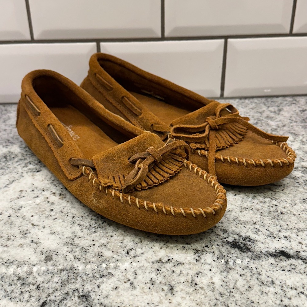 Minnetonka Womens 7 Kilty Driver Moccasins Brown Suede Fringe Loafers Boho Flat